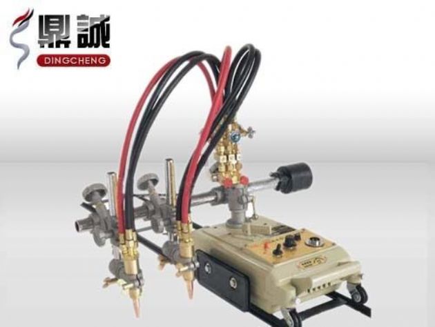 點擊查看詳細信息<br>標題：雙頭多頭火焰切割機 閱讀次數(shù)：4184