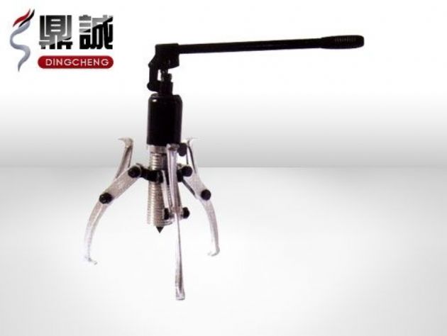 點(diǎn)擊查看詳細(xì)信息<br>標(biāo)題：整體式液壓拉馬 閱讀次數(shù)：4363