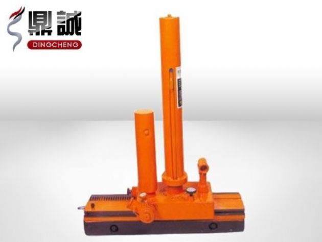 點(diǎn)擊查看詳細(xì)信息<br>標(biāo)題：機(jī)車(chē)落軌復(fù)位機(jī) 閱讀次數(shù)：4602